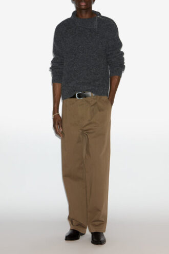 Aliocha Stand-Up Collar Plain-Colored Alpaca Knit Sweater Aliocha Stand-Up Collar Plain-Colored Alpaca Knit Sweater