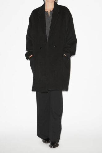 Efegozi Coat in Plain-Colored Cashmere and Wool Efegozi Coat in Plain-Colored Cashmere and Wool