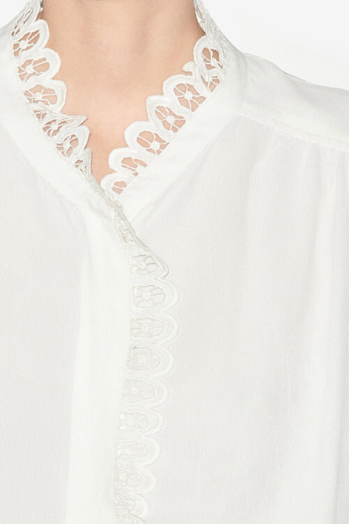 Estela Blouse in Plain-Colored Crepe with English Embroidery Estela Blouse in Plain-Colored Crepe with English Embroidery