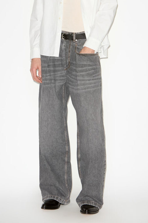 Janael High-Rise Loose Fit Jeans Janael High-Rise Loose Fit Jeans