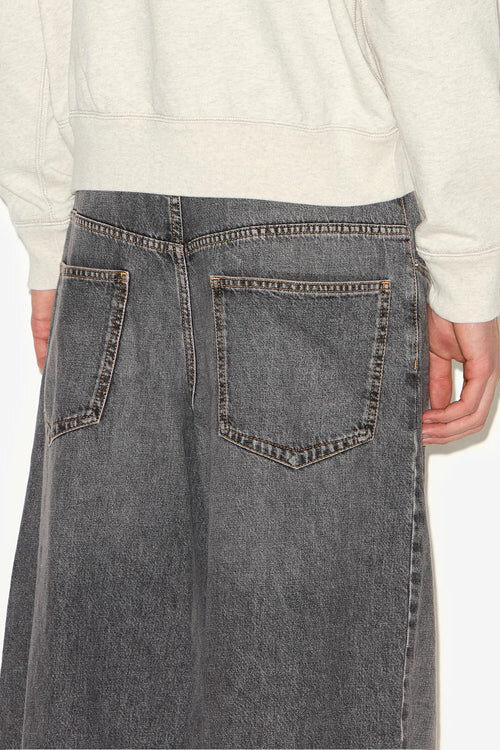Janael High-Rise Loose Fit Jeans Janael High-Rise Loose Fit Jeans