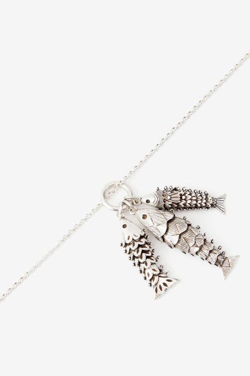 River Necklace with Fish-Shaped Pendants River Necklace with Fish-Shaped Pendants