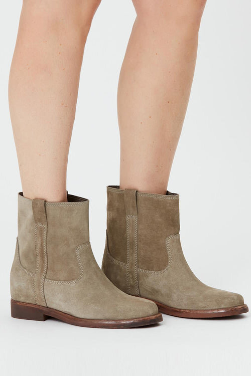 Susee Low Boots Susee Low Boots